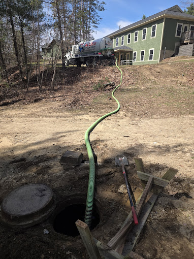 septic services truck